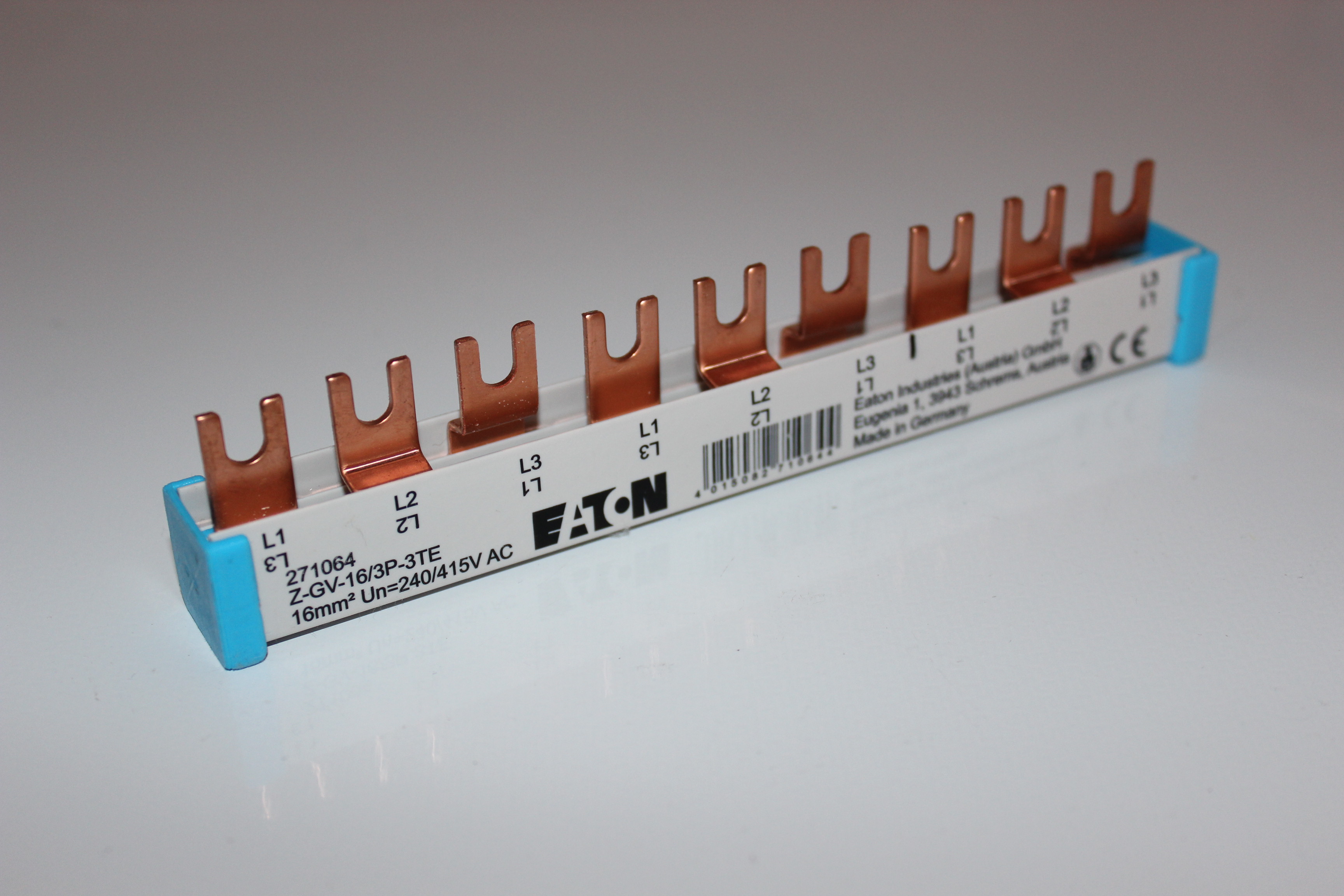Eaton busbar end cap